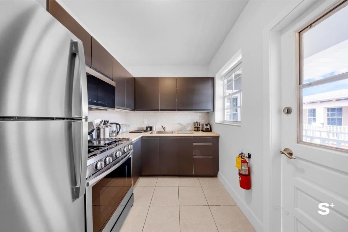 Ultimate Escape 1 Br Apartment